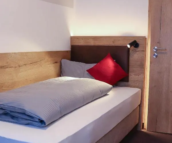 Zur Brücke Hotel Kaufering